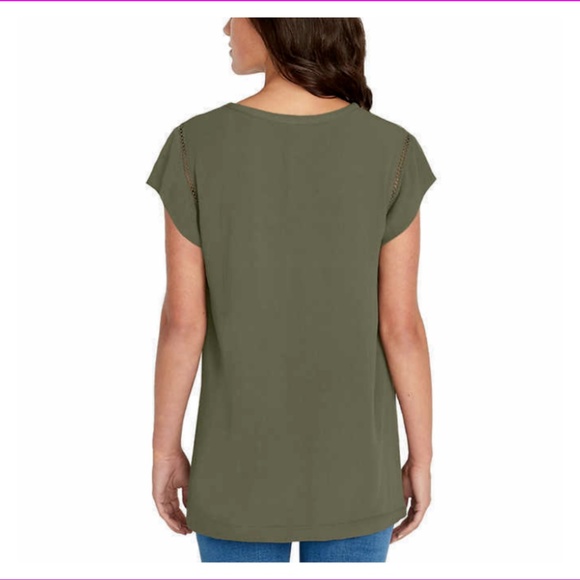 Buffalo David Bitton Women’s Short Sleeve V-Neck - Picture 3 of 3